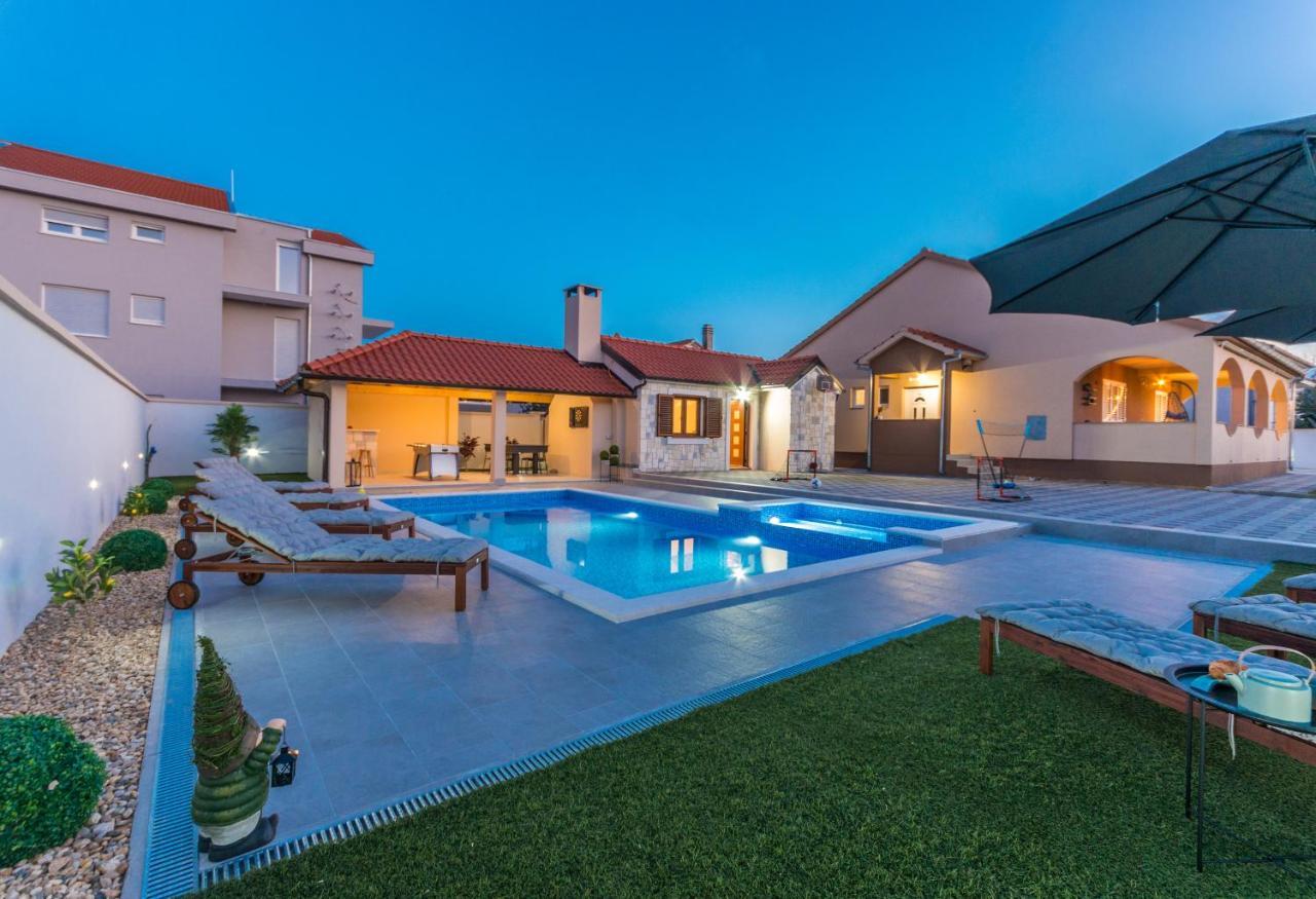Villa Lucija بيوغْغاد نا موغو المظهر الخارجي الصورة