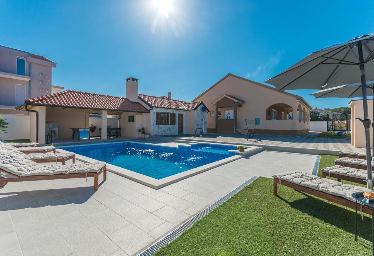 Villa Lucija بيوغْغاد نا موغو المظهر الخارجي الصورة