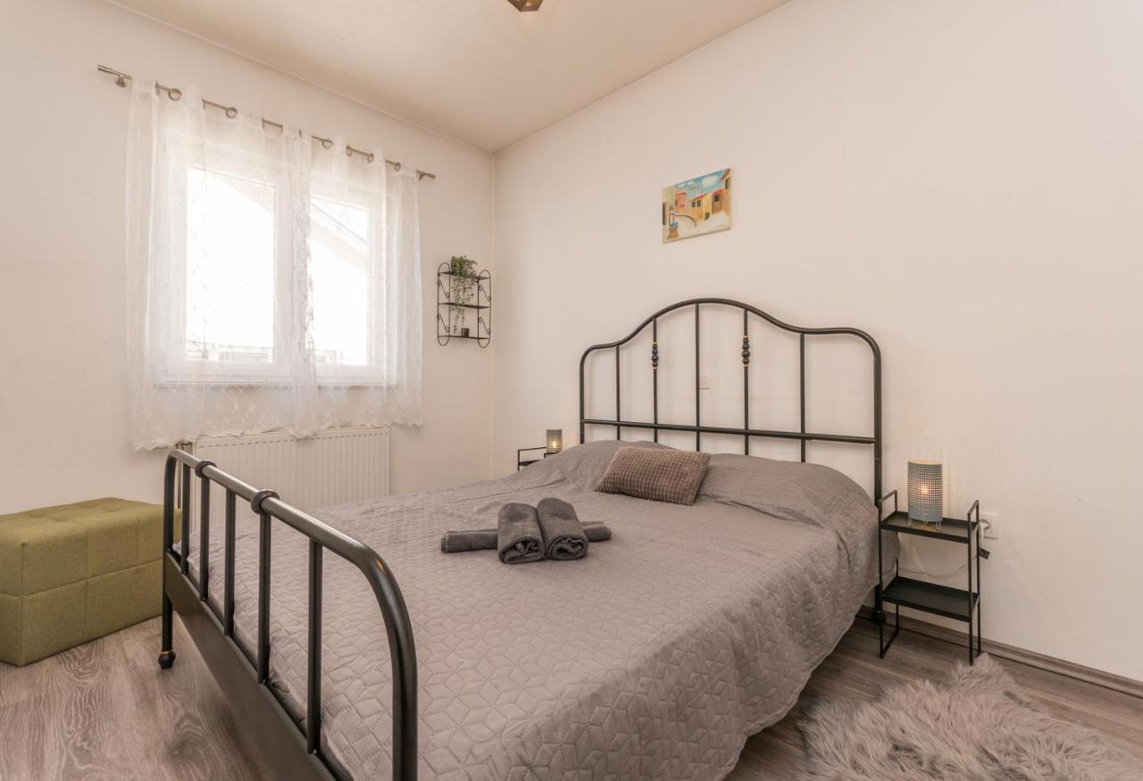 Villa Lucija بيوغْغاد نا موغو المظهر الخارجي الصورة