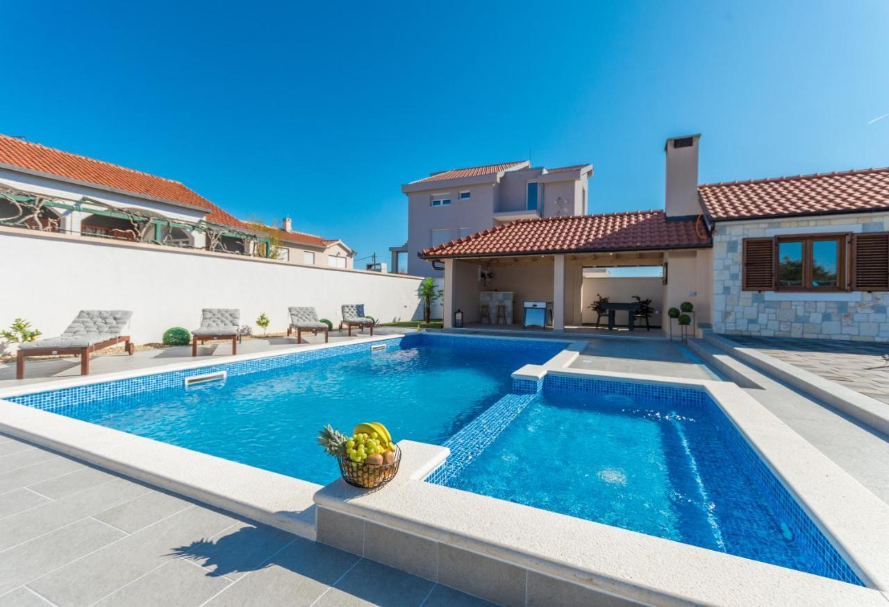Villa Lucija بيوغْغاد نا موغو المظهر الخارجي الصورة