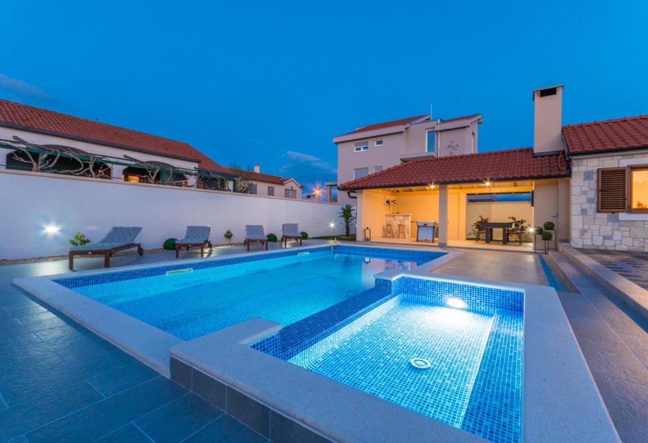 Villa Lucija بيوغْغاد نا موغو المظهر الخارجي الصورة