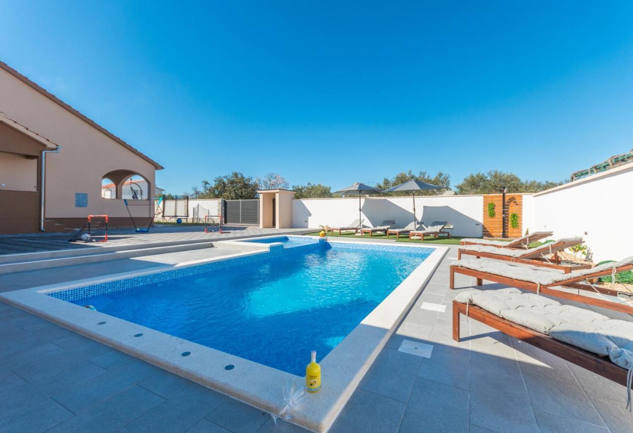 Villa Lucija بيوغْغاد نا موغو المظهر الخارجي الصورة